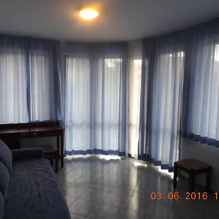 Vila Victoria Primorsko Апарт-отель Приморско