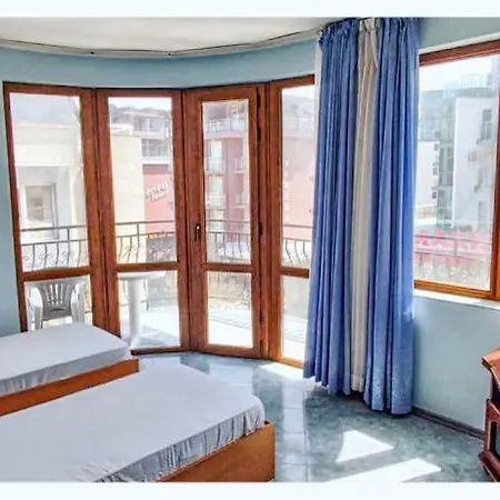 Апарт-отель Vila Victoria Primorsko Приморско