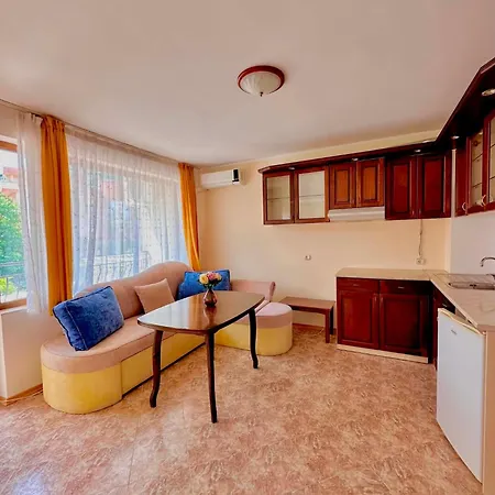 Apartmanhotel Victoria *
