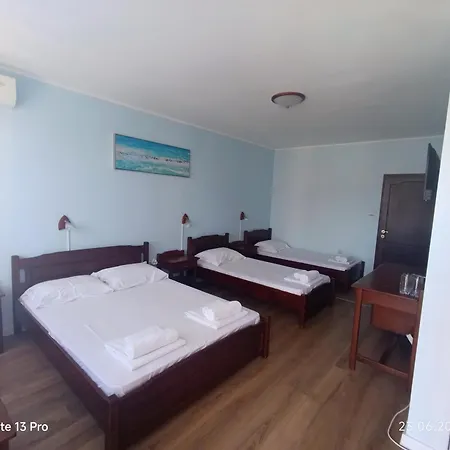 Aparthotel Victoria *
